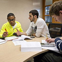 photo of students studying in the engineering help room