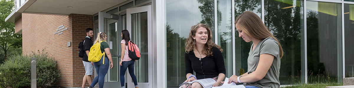 photo of students at the student success center